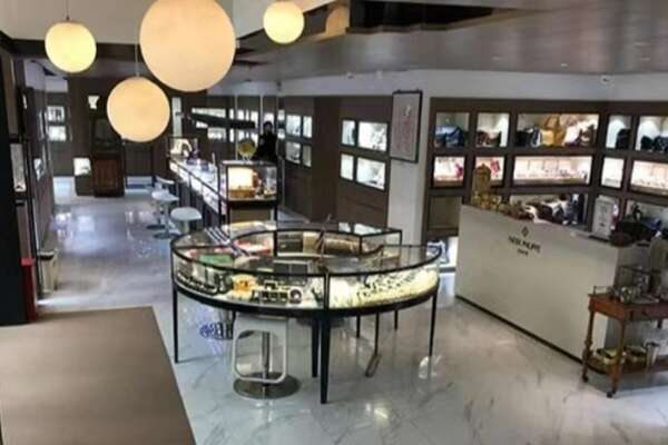 巴彦卓尔寄卖奢侈品店